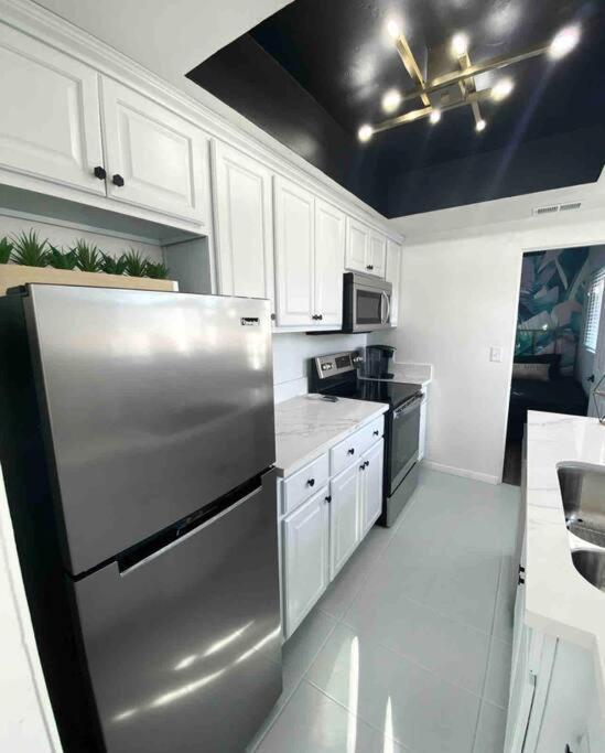 Crown Point Home W/ Cowboy Pool 2 Blocks To Bay San Diego Luaran gambar